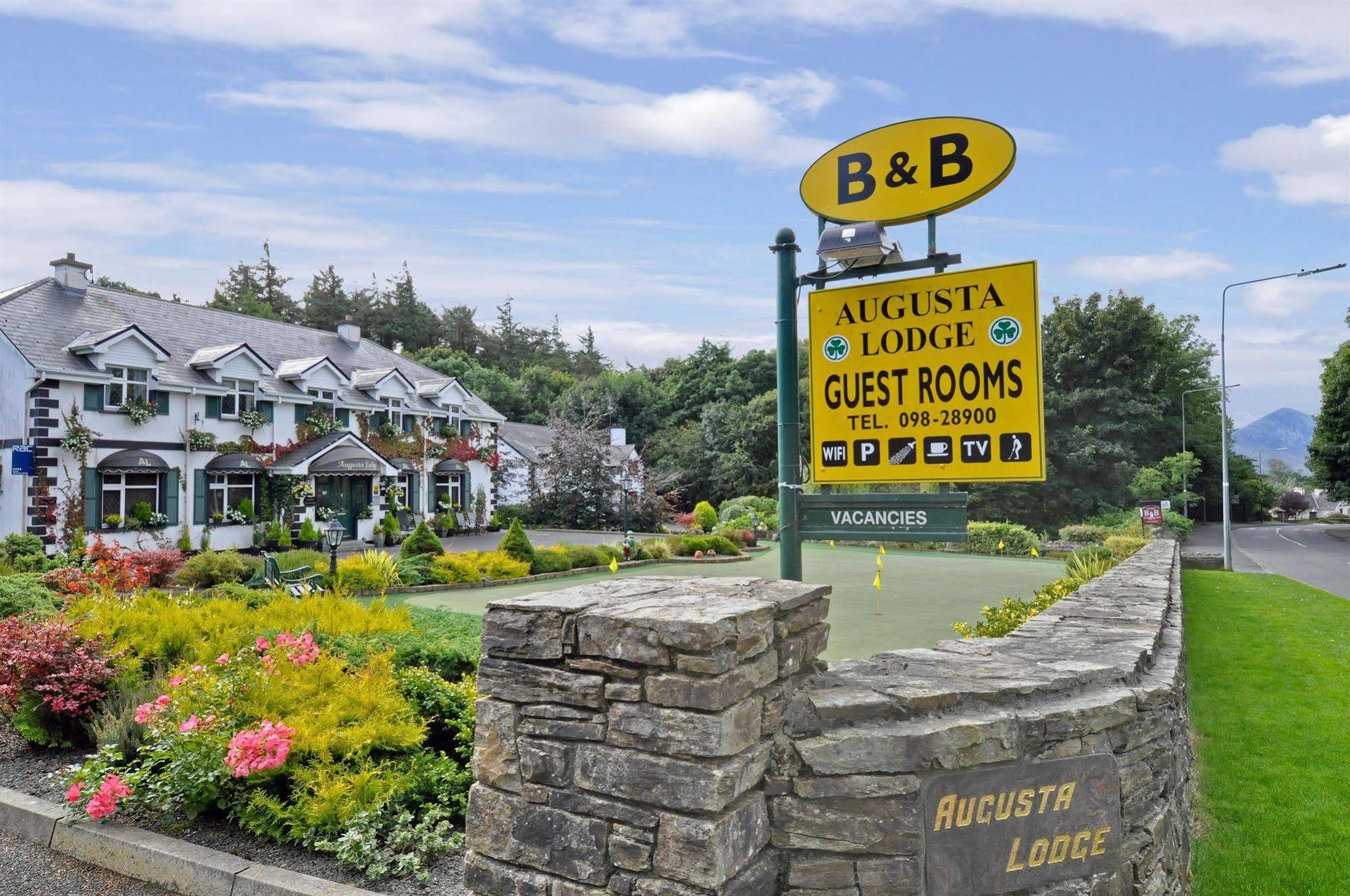 Augusta Lodge Guesthouse Westport Exterior photo