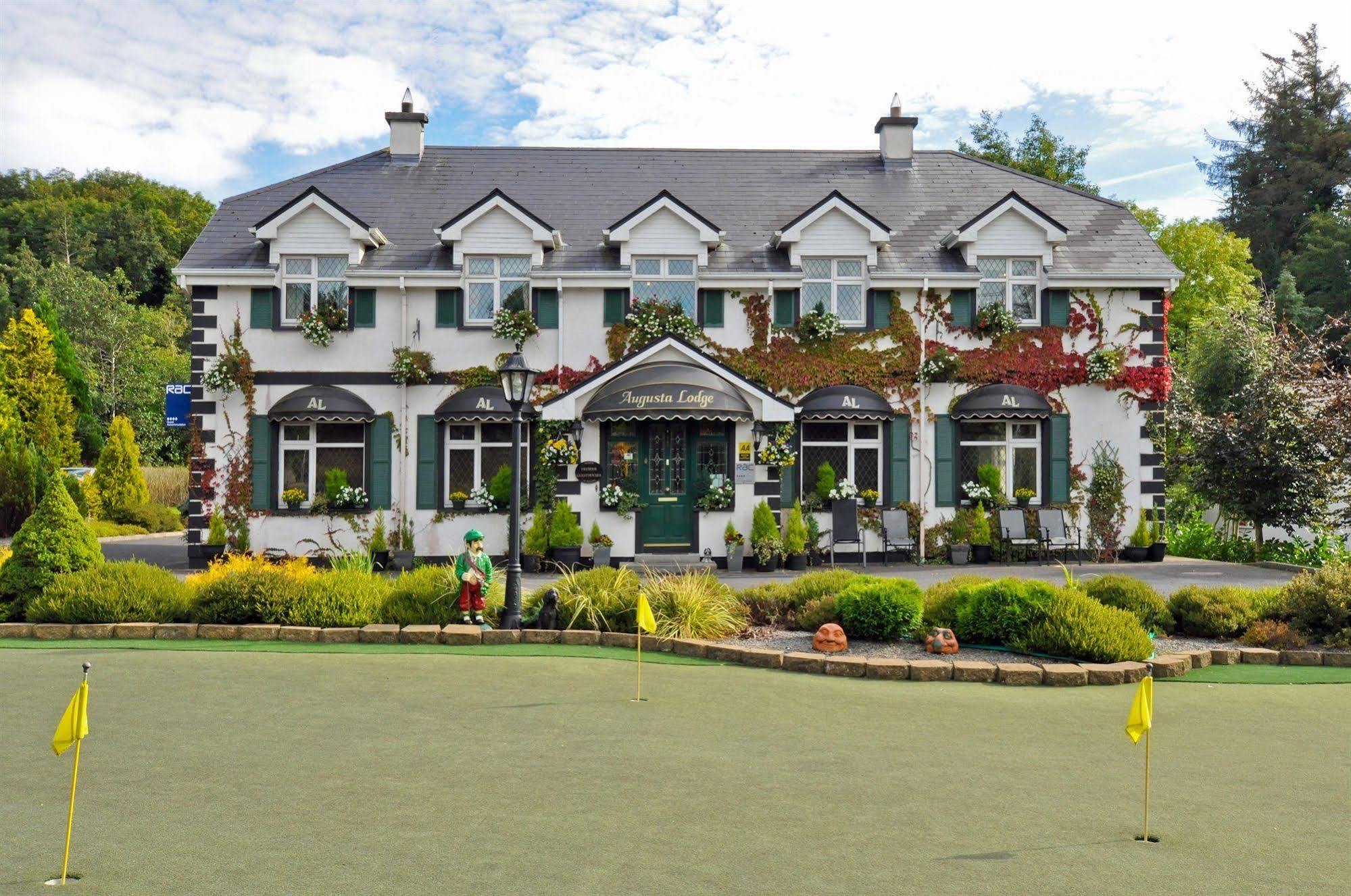 Augusta Lodge Guesthouse Westport Exterior photo